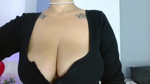 Snapshot of carla_beer chatting on 25, 4, 2026 Carla online show from 25, 4, 2026