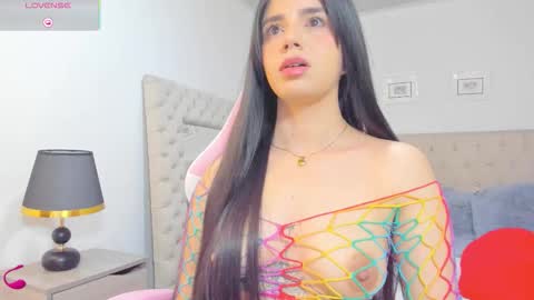 carla perez    5pm  1 am online show from 4, 2, 2026