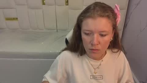 Carla  online show from 25, 11, 2025