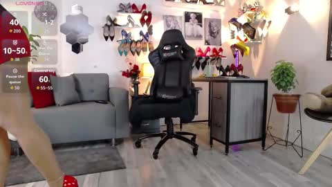 Carla independent model    online show from 12, 3, 2026