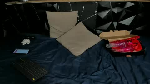 carlamarrinson online show from 22, 2, 2025