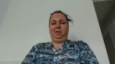 Carlaruth online show from 10, 4, 2026