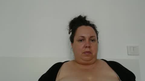 Snapshot of carlaruth chatting on 1, 5, 2026 Carlaruth online show from 1, 5, 2026