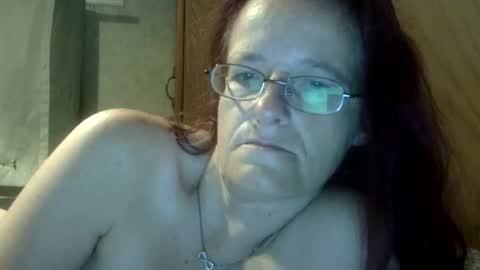 Snapshot of carleeswoman08 chatting on 24, 6, 2026 carleeswoman08 online show from 24, 6, 2026