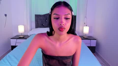 Snapshot of carley_lux chatting on 9, 9, 2025 carley lux online show from 9, 9, 2025