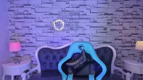 Snapshot of carlie_mayer chatting on 19, 12, 2024 CARLYE online show from 19, 12, 2024