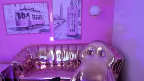 Snapshot of carlie_mayer chatting on 31, 1, 2025 CARLYE online show from 31, 1, 2025