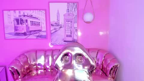 Snapshot of carlie_mayer chatting on 28, 2, 2025 CARLYE online show from 28, 2, 2025