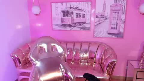 Snapshot of carlie_mayer chatting on 5, 3, 2025 CARLYE online show from 5, 3, 2025