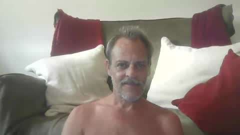 Snapshot of carlo76mx chatting on 20, 10, 2025 carlo online show from 20, 10, 2025