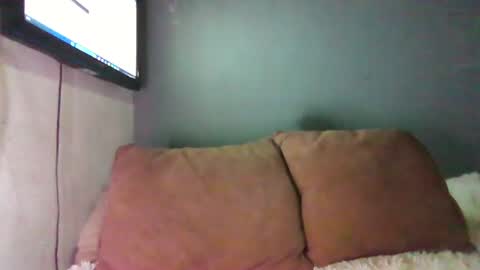 Snapshot of carlos100699 chatting on 9, 8, 2026 carlos100699 online show from 9, 8, 2026
