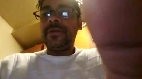 carloslove1972 online show from 23, 1, 2025