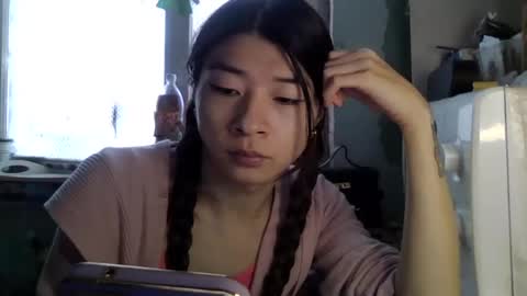 CarlyJoy online show from 10, 2, 2025