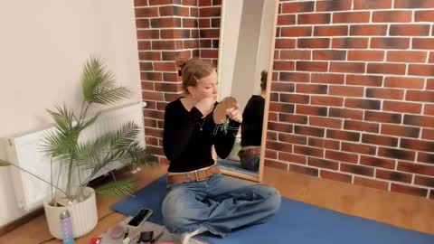 Eva online show from 25, 11, 2025