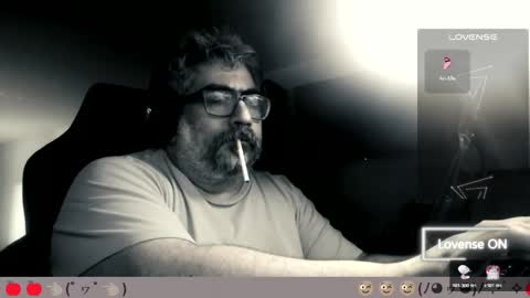 Snapshot of carmelo_devitto chatting on 17, 4, 2026 soy Batman online show from 17, 4, 2026