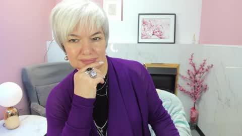 Carmen online show from 21, 9, 2025