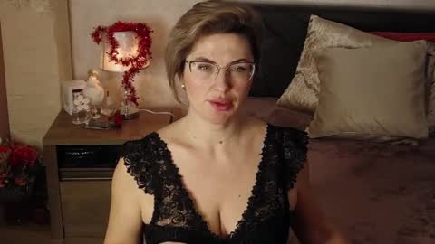 CaroJhones online show from 22, 1, 2025