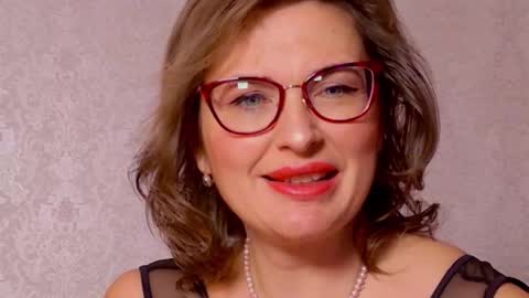 CaroJhones online show from 12, 1, 2026