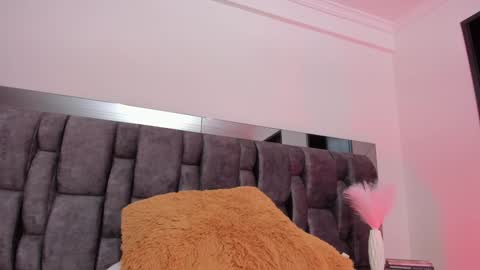 Carol  online show from 25, 1, 2025