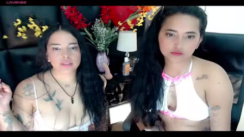 Carolaine01 online show from 20, 2, 2025