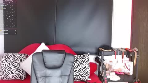 Caroline online show from 4, 3, 2025