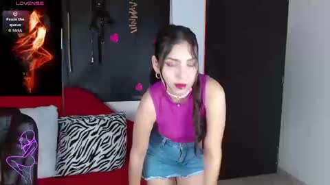 Caroline online show from 24, 9, 2025