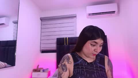 Snapshot of carolayrosse chatting on 19, 2, 2026 carola online show from 19, 2, 2026