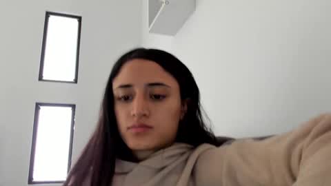 Caroline online show from 19, 2, 2025