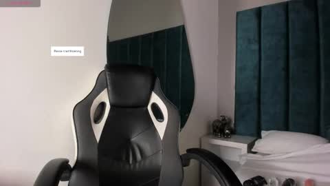 carolina_evannss online show from 4, 3, 2026