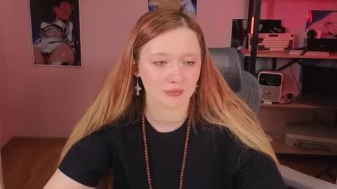 Snapshot of carolina_winter chatting on 25, 2, 2026 Mira online show from 25, 2, 2026