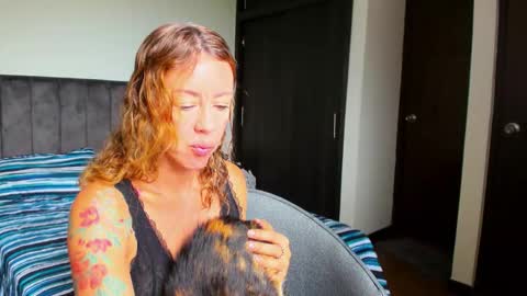 carolina_zaens online show from 24, 2, 2026