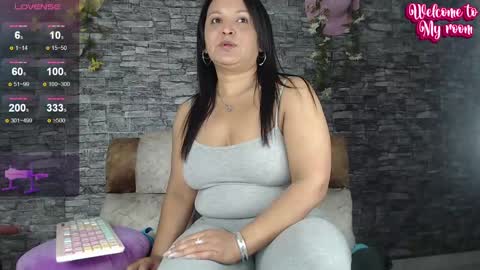 Camelia online show from 6, 1, 2025