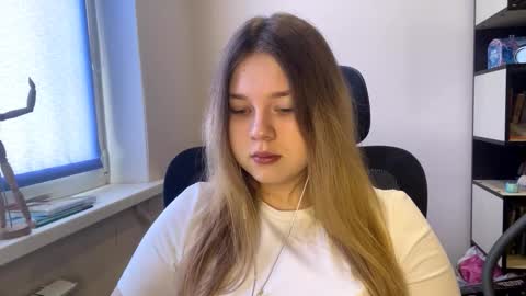 carolindueno online show from 27, 2, 2026