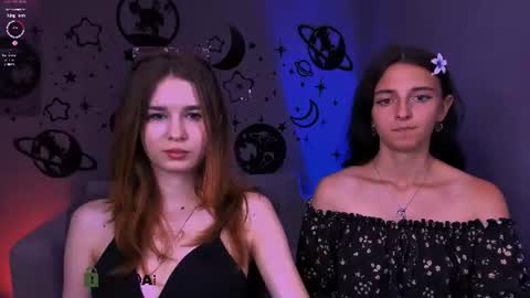 Snapshot of caroline_honeyy chatting on 8, 7, 2026 Caroline online show from 8, 7, 2026