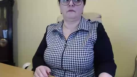 CarolineDream  online show from 21, 1, 2025