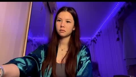 Snapshot of carolynexford chatting on 22, 11, 2025 Emma online show from 22, 11, 2025