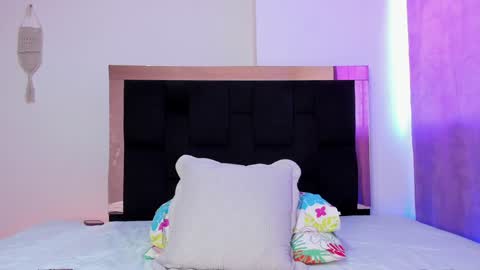 Caro  online show from 8, 12, 2024