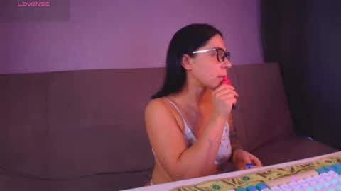 Carrie online show from 27, 3, 2026