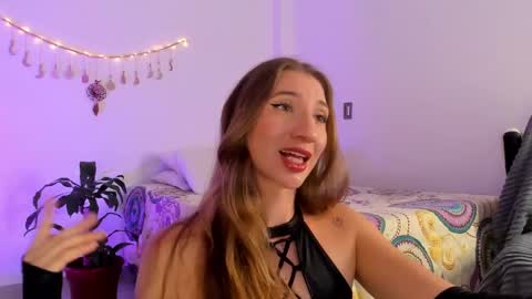 Snapshot of carriexwood chatting on 25, 1, 2025 Nia online show from 25, 1, 2025