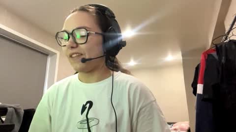 Emilia online show from 3, 12, 2025