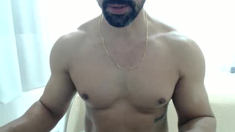 Snapshot of cashmastermuscle77 chatting on 1, 6, 2026 cashmastermuscle77 online show from 1, 6, 2026