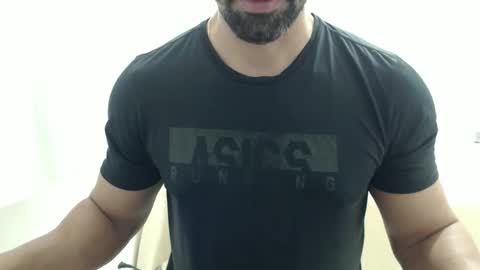 Snapshot of cashmastermuscle77 chatting on 2, 6, 2026 cashmastermuscle77 online show from 2, 6, 2026