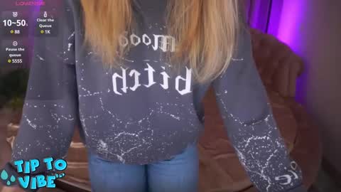 Snapshot of cassandragood chatting on 8, 3, 2025 Lena online show from 8, 3, 2025