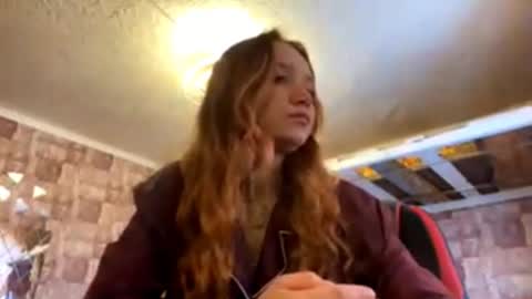 Snapshot of cassandrakolehmainen chatting on 2, 3, 2026 Scarlett online show from 2, 3, 2026