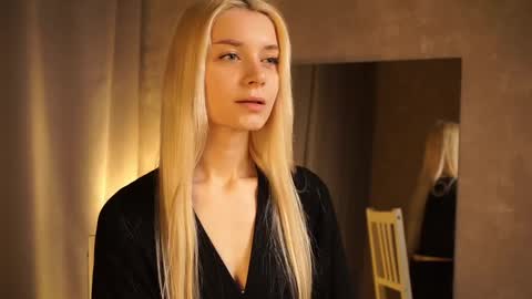 Cassie online show from 16, 2, 2025