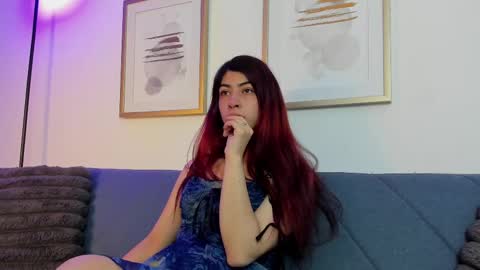 Snapshot of cassie_bloom chatting on 21, 9, 2025 cassie_bloom online show from 21, 9, 2025