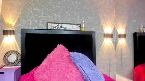 Snapshot of cassie_jones1 chatting on 25, 2, 2025 Cassie Jones online show from 25, 2, 2025