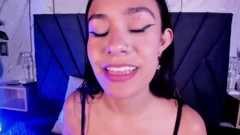 Snapshot of cassie_jones1 chatting on 15, 9, 2025 Cassie Jones online show from 15, 9, 2025