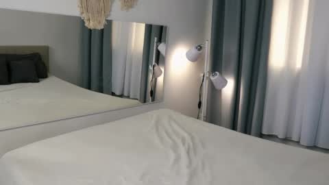 Cassie online show from 12, 4, 2026