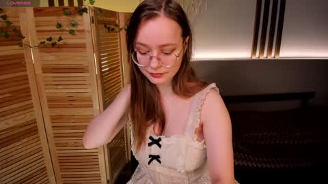 Snapshot of cassiecool chatting on 11, 12, 2024 assie online show from 11, 12, 2024